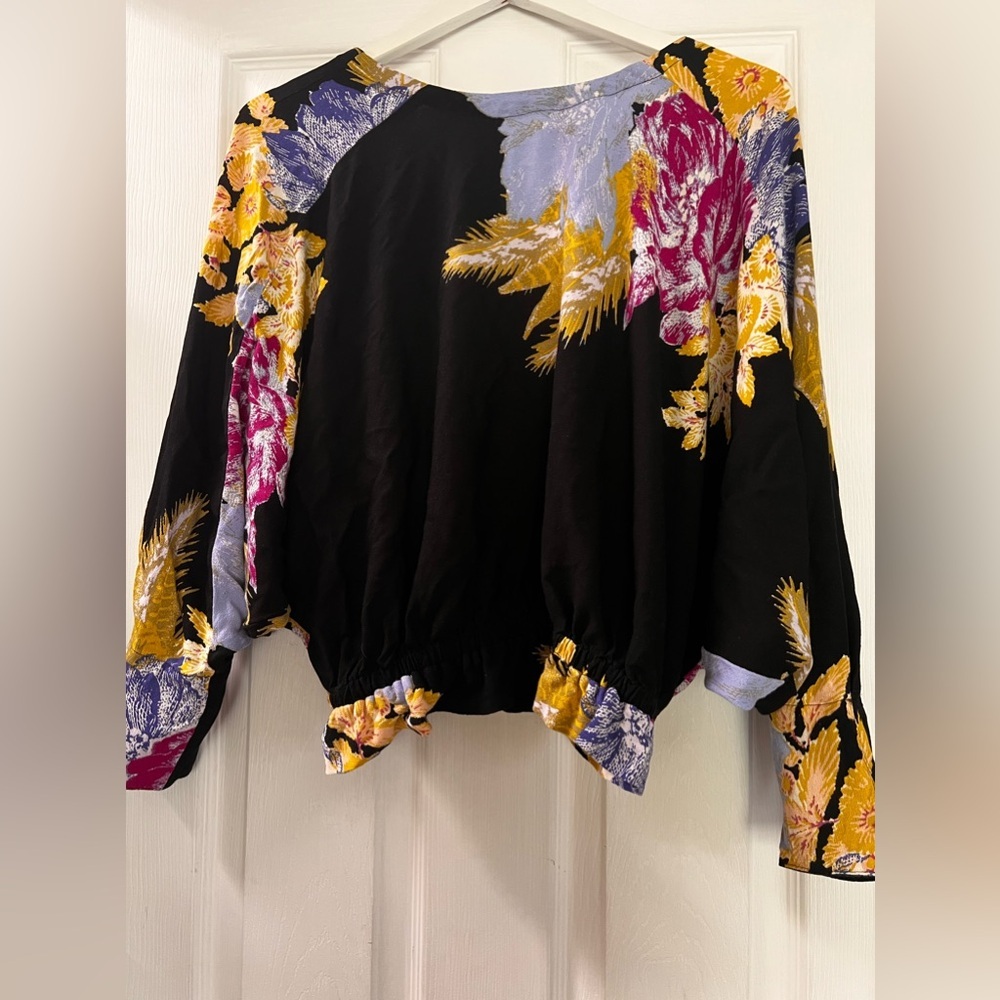 Free people size small open back blouse